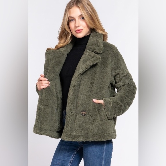 NWT! Sarah Sherpa Button Front Jacket in Olive Size S, M, L, Available - Picture 2 of 4